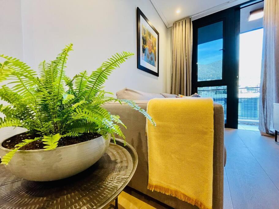 Modern, Stylish 1 Bedroom In Point * Kapstadt